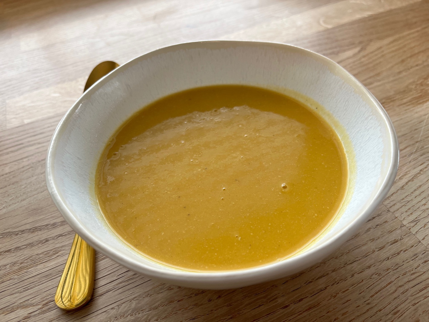 Linsen-Süßkartoffel-Suppe