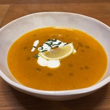 Orientalische Linsen-Paprika-Suppe